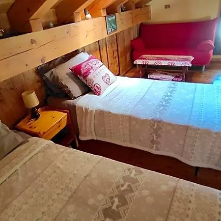Casa Vacanze: Maison Des Gnomes Gressoney-la-Trinité