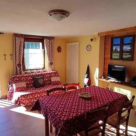 Casa Vacanze: Maison Des Gnomes 3*