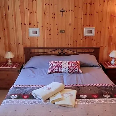 Hotell Casa Vacanze: Maison Des Gnomes Gressoney-la-Trinité